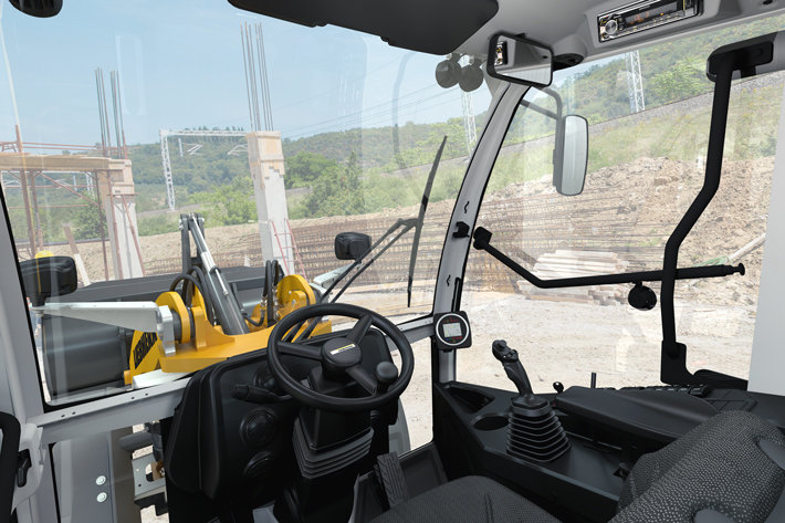 Liebherr presents new compact loader series with the new L 504 compact model